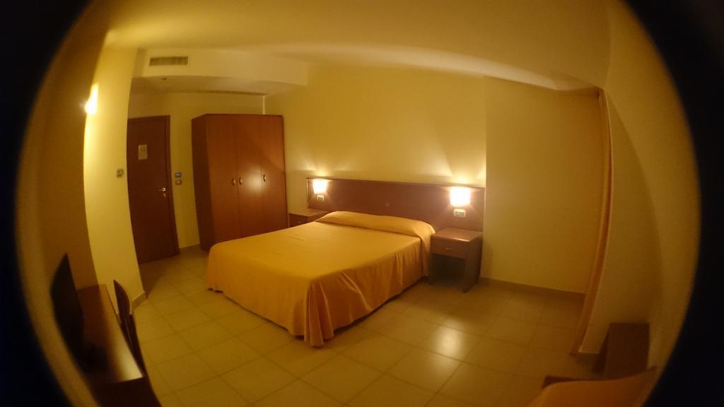 Hotel Sette E Mezzo Castelluccio Superiore Δωμάτιο φωτογραφία